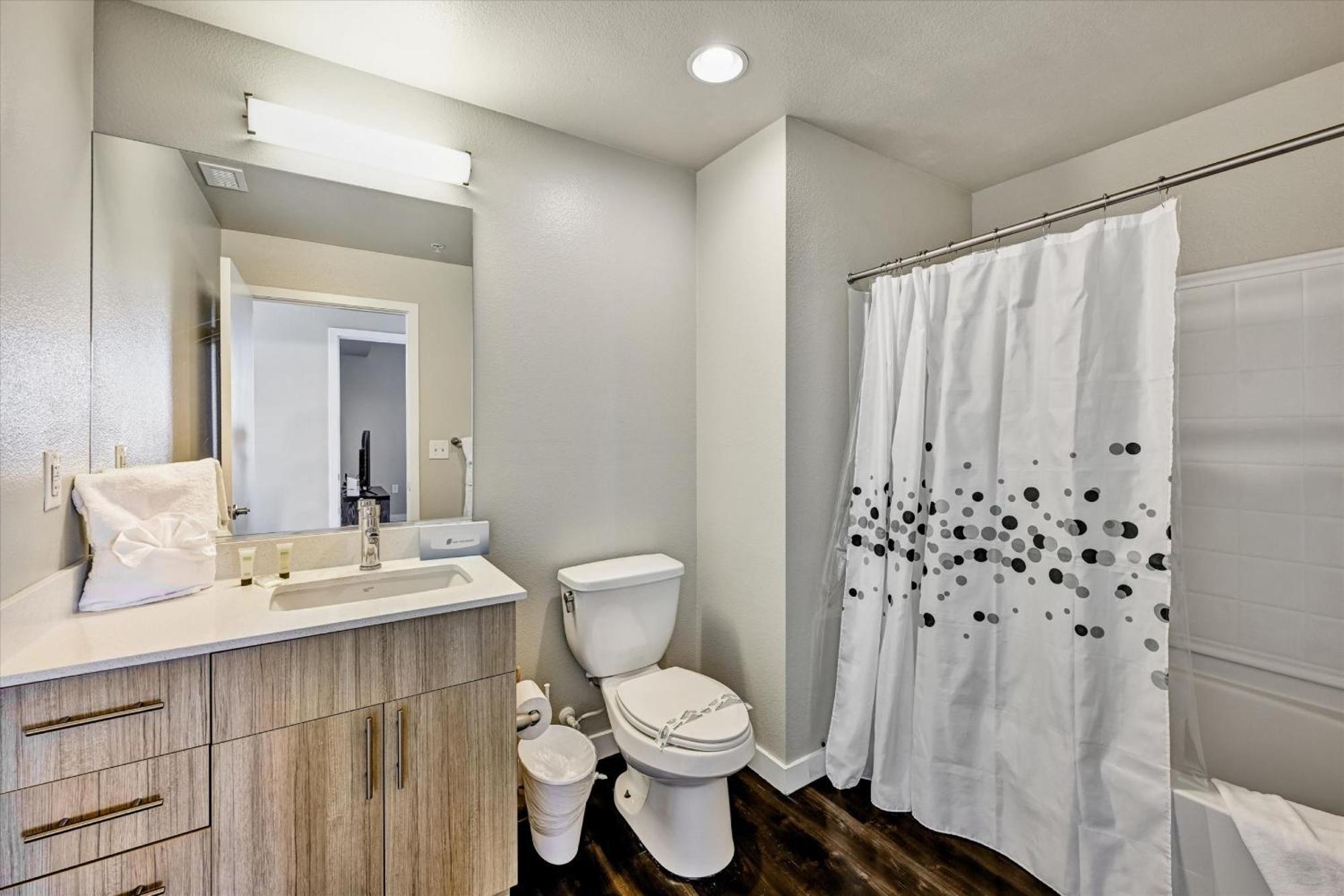 Global Luxury Suites San Jose Downtown Room photo